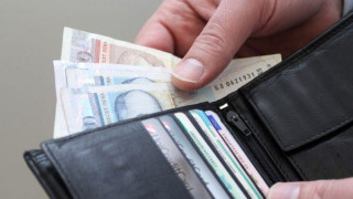 Бивш вицепремиер с предупреждение за заплатите